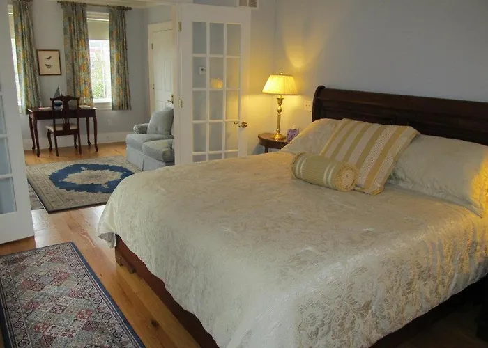 Compass Rose Inn