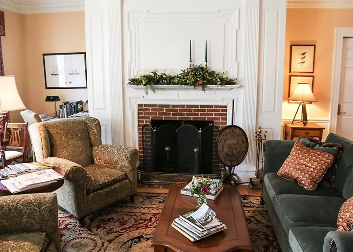 Compass Rose Inn