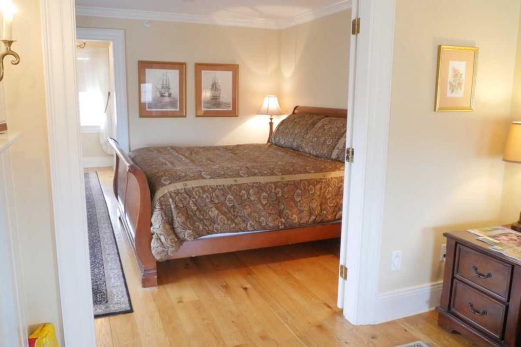 Compass Rose Locanda Newburyport
